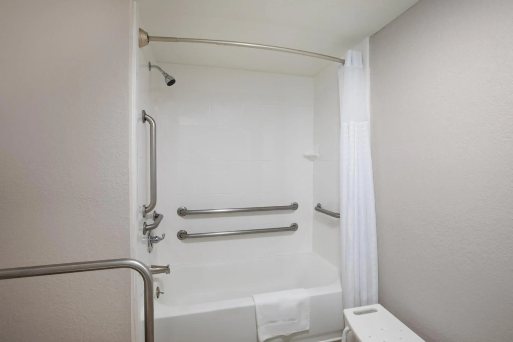 Days Inn by Wyndham Helen