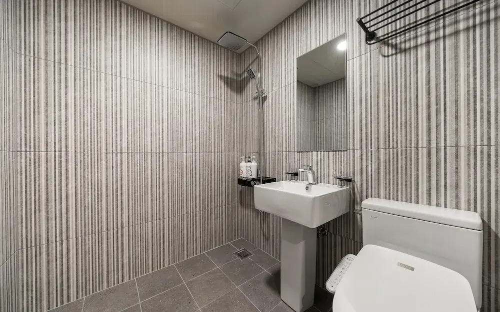 Pocheon Maru Hotel