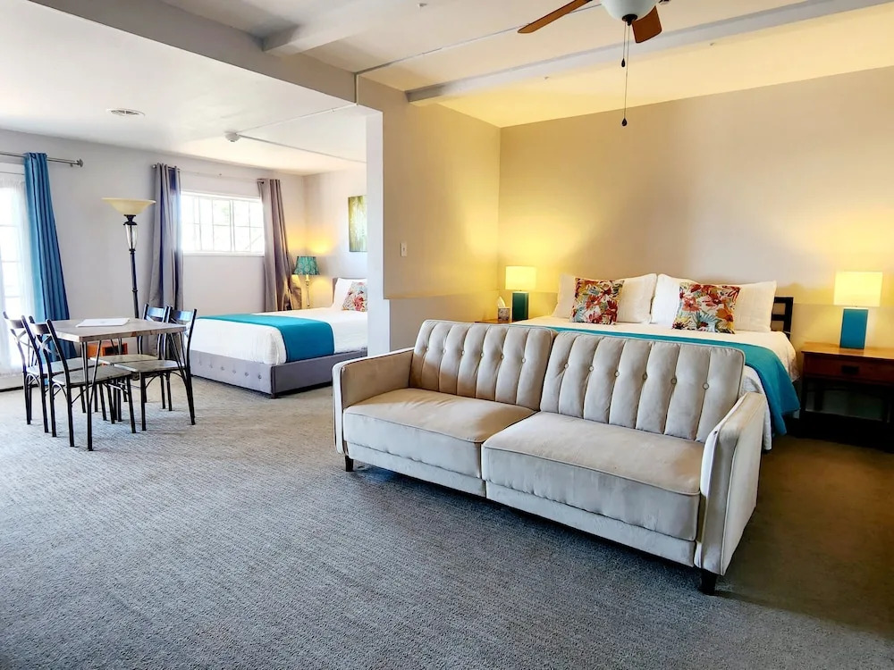 The Sky View Inn