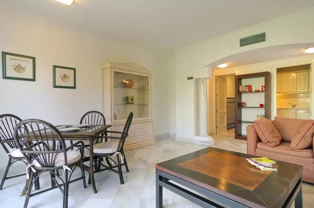 Apartment in Marbella 100628