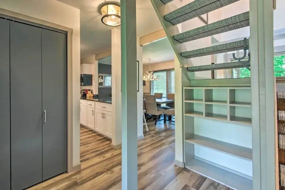 Cortland Abode: 1 Mi to Greek Peak Mountain Resort