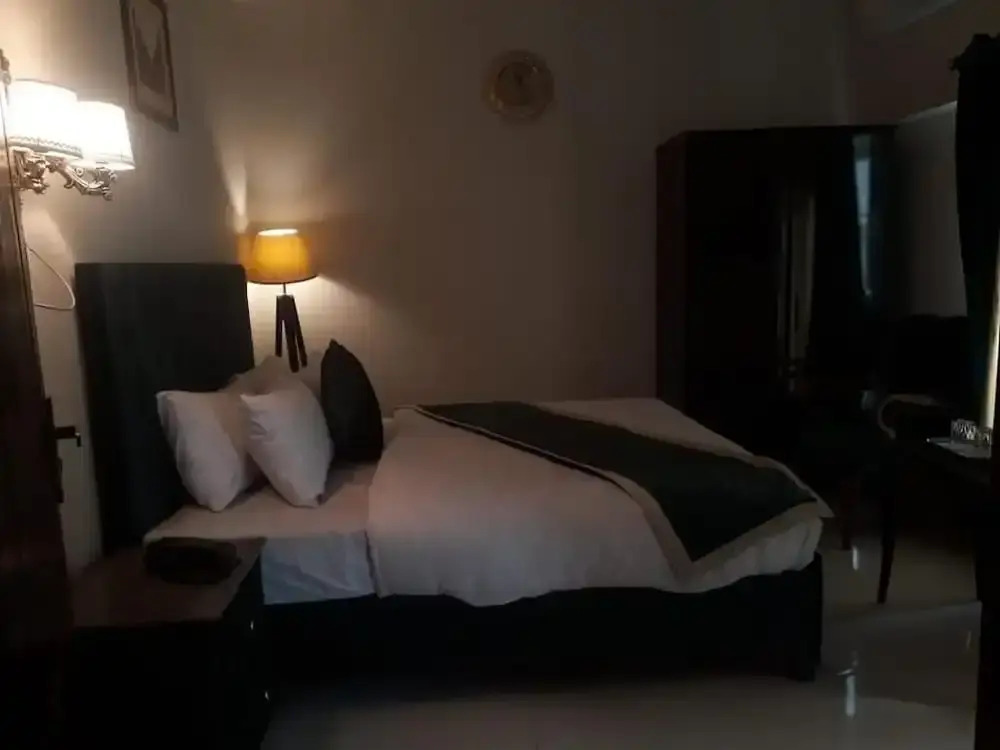 Golden One Hotel