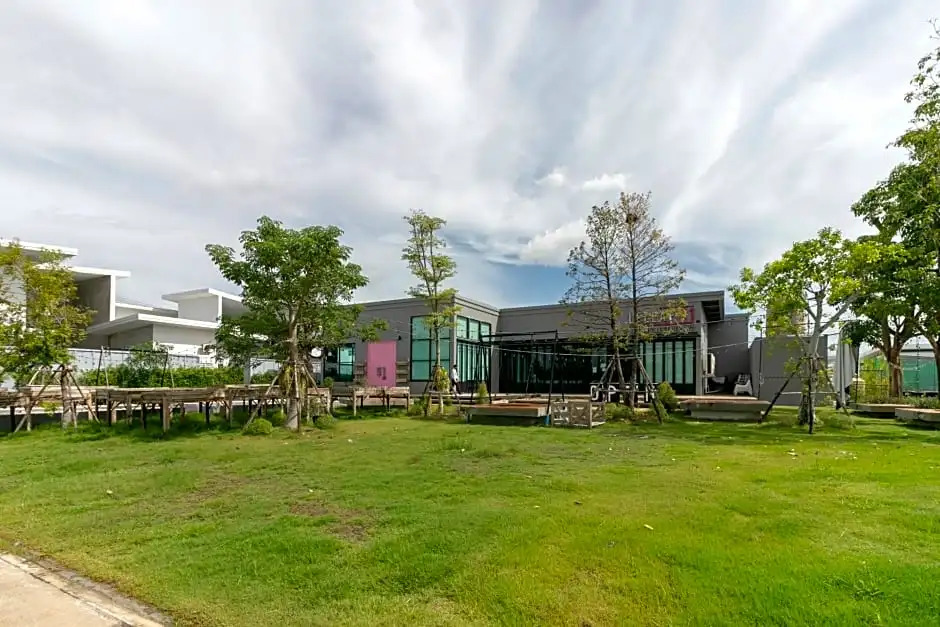 Capital O 1009 Leleaf Valley Pool Villa Resort Hua Hin