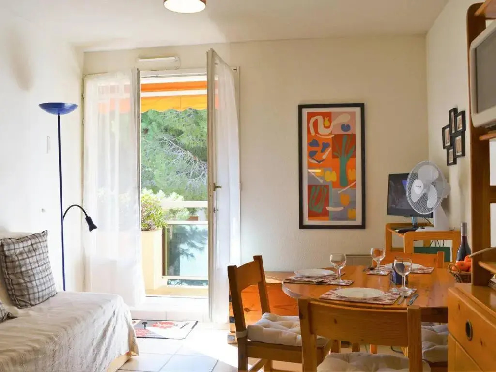 Appartement Bormes-les-Mimosas, 2 pièces, 4 personnes - FR-1-251-406