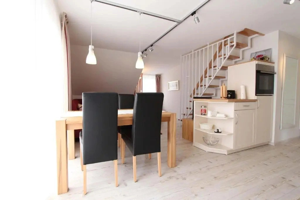 Haus Heckenrose Whg 2 OG