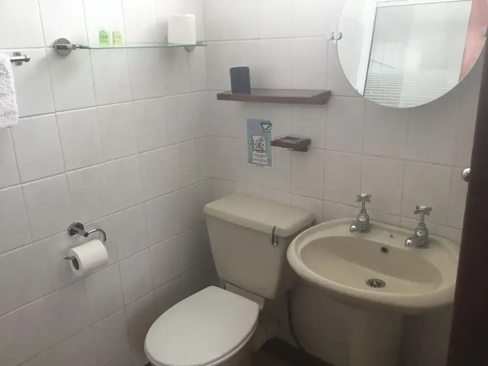 Kirkstall Guest House