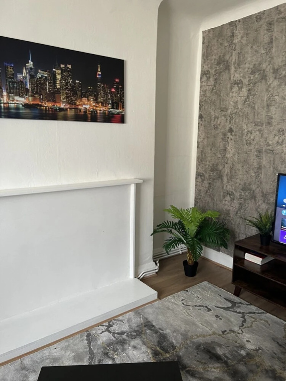 2 Beds Apartment in the Heart of Lewisham London