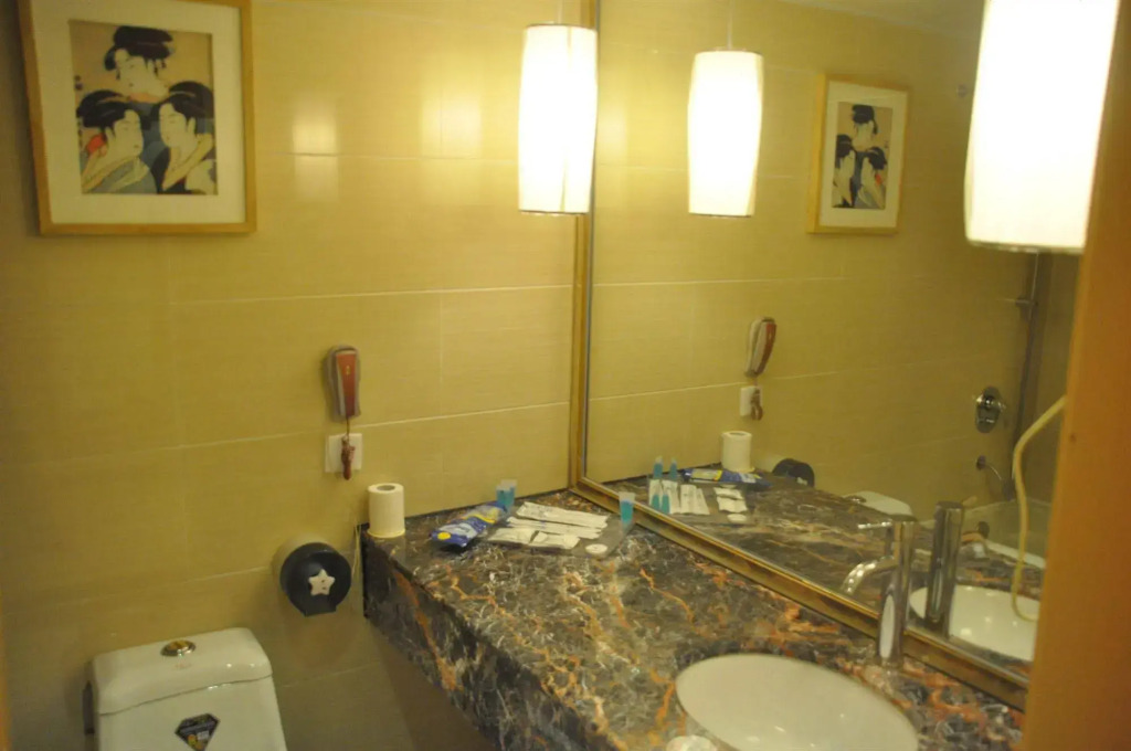 Galaxy Hotel