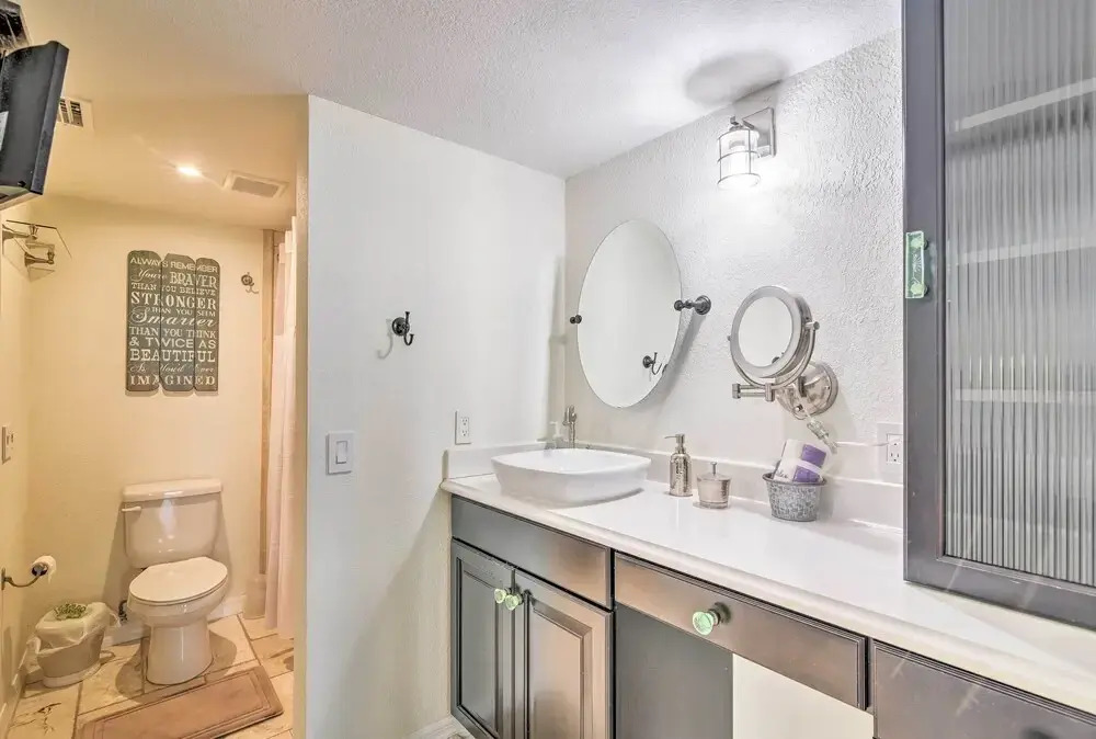 Gulf-view Hudson Condo in Waterfront Resort!