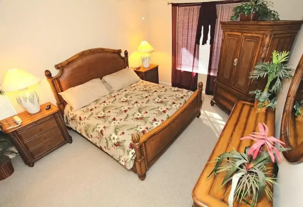 Ref 40 Fabulous 6 Bed Villa With own Poolhot tub