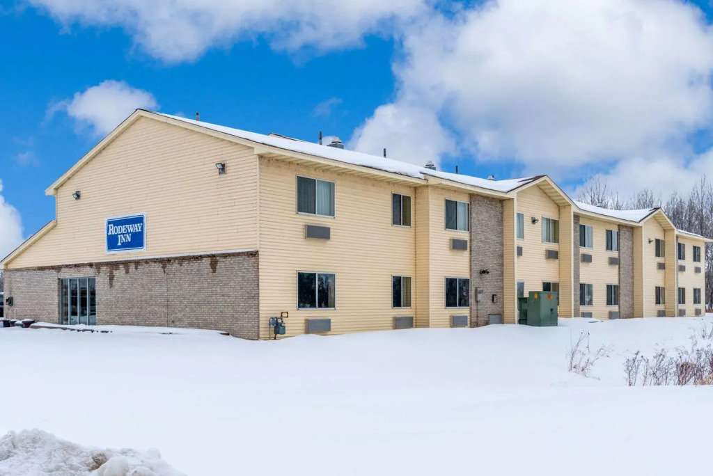 Royal Inn & Suites Milaca