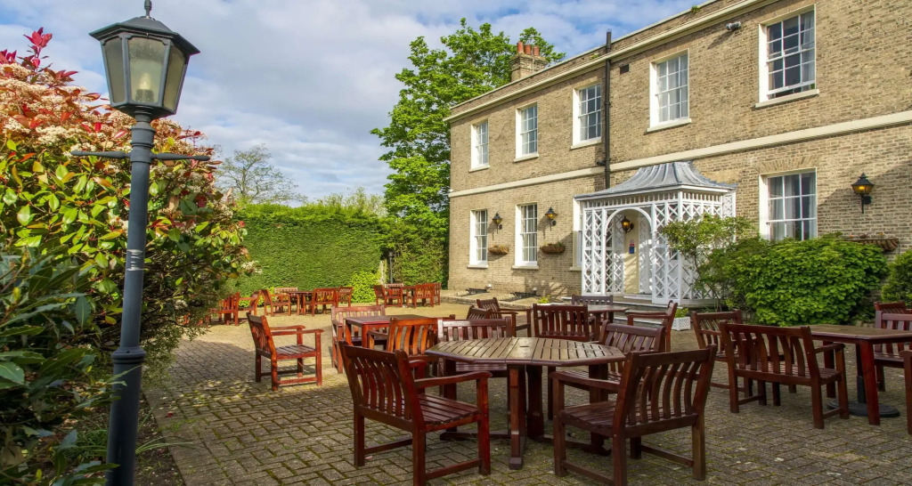 London Chigwell Prince Regent Hotel, BW Signature Collection