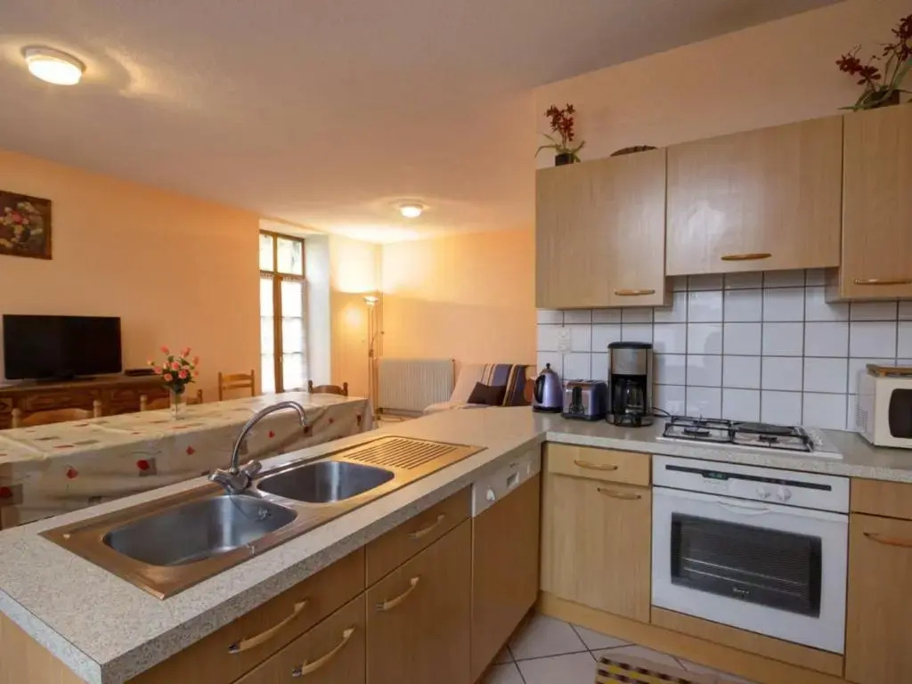 Gîte La Chambonie, 4 pièces, 6 personnes - FR-1-496-196
