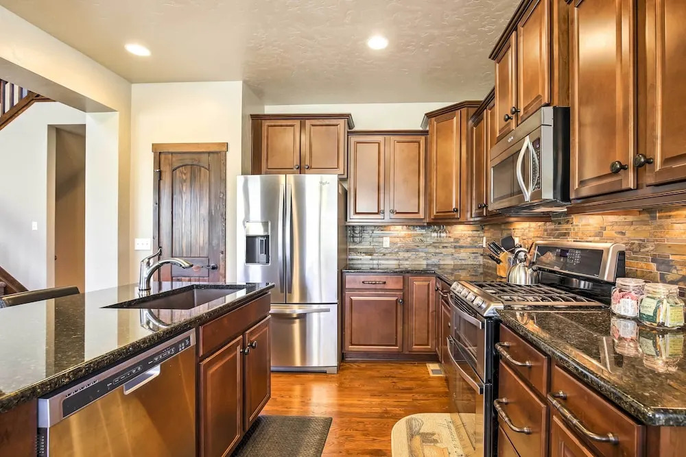 Patio, Fire Pit, & Ski Mountain View: Granby Home