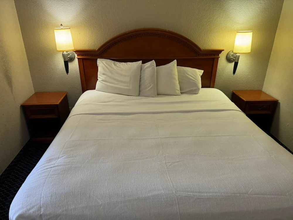 Homegate Studios & Suites San Antonio Medical Center