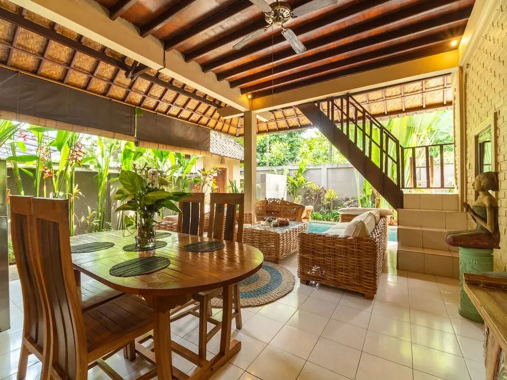 Enjoying Life Villa at Bintang