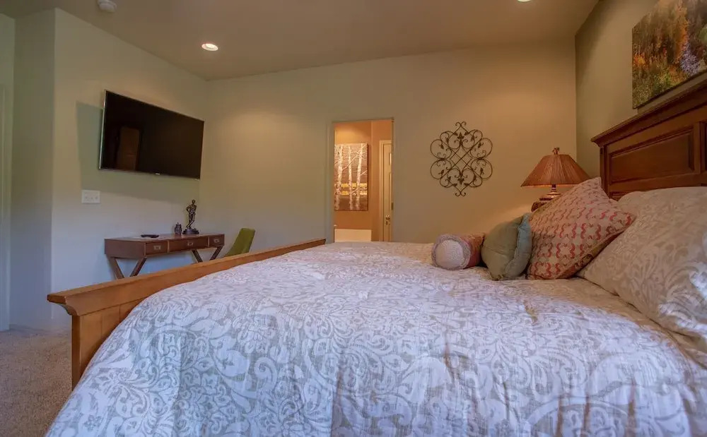 Villa on the 13th Green 2 Bedrooms 2 Bathrooms Villa