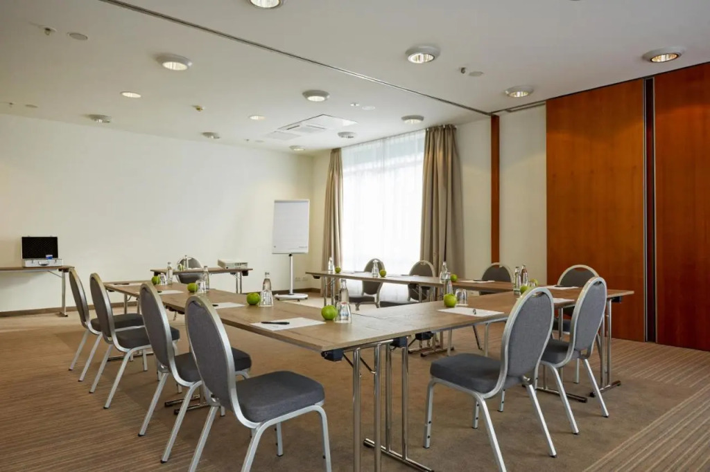 H+ Hotel Stuttgart Herrenberg