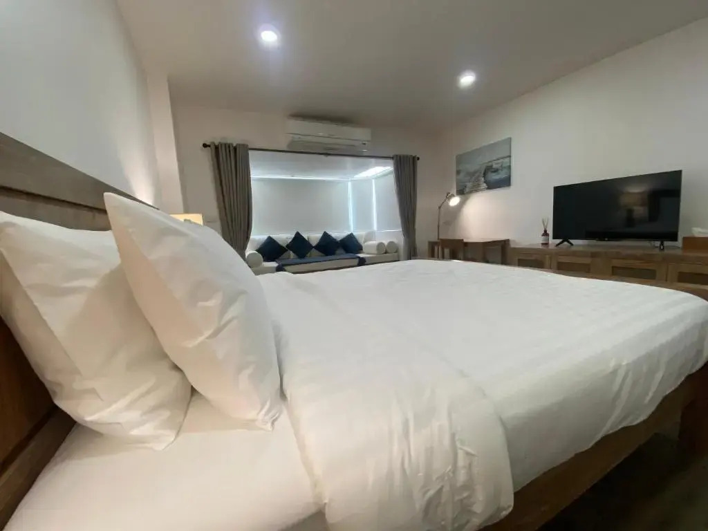 Nim-Mann Classy 616, Nimmanhemindra Rd, ChiangMai