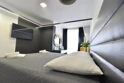 Mido Rooms