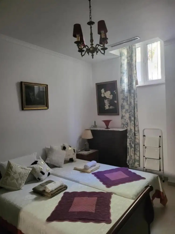 Room-sintra Lousa Twin Guest Room With P