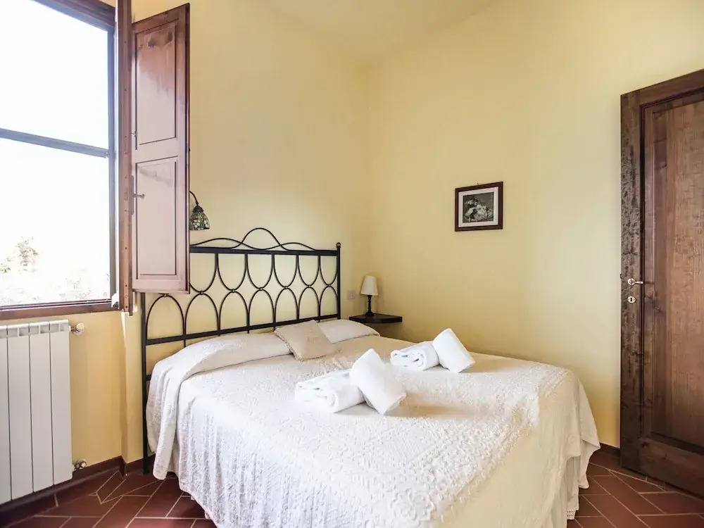 Pleasant Cottage in Asnieres With Terrace