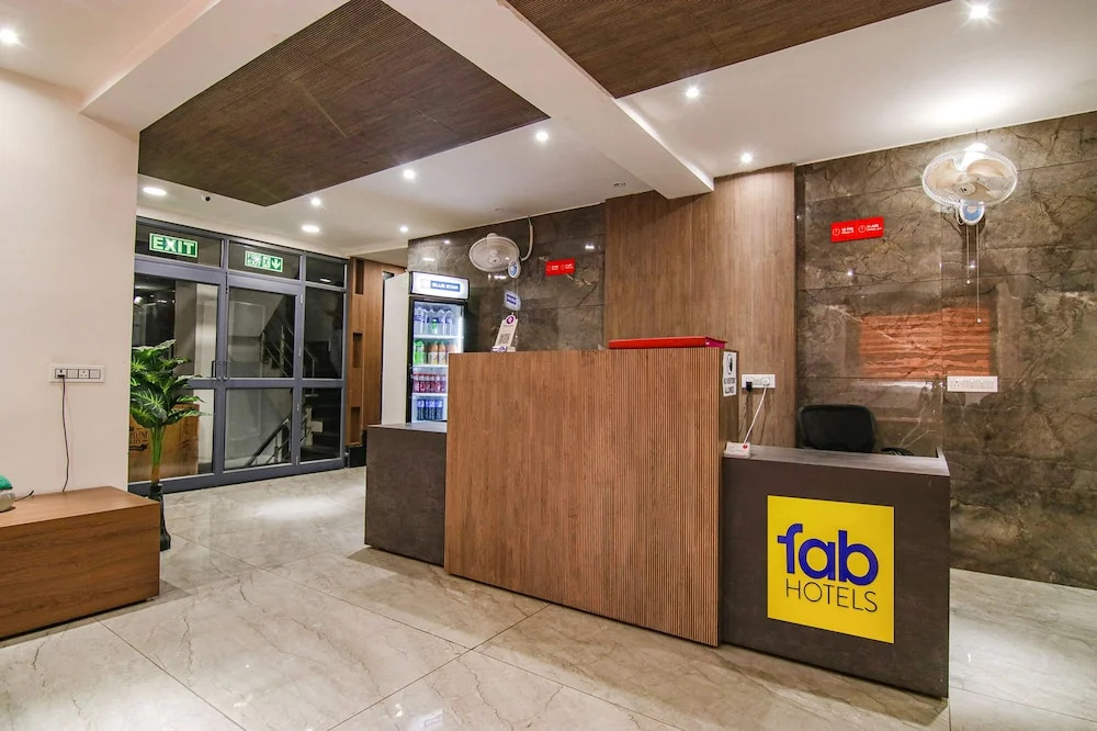 FabHotel Moro Rohini Sector 4