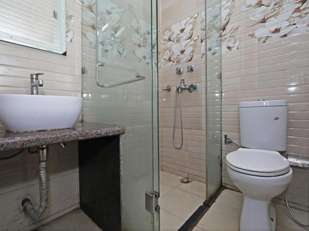 OYO 4882 Hotel Golden Park