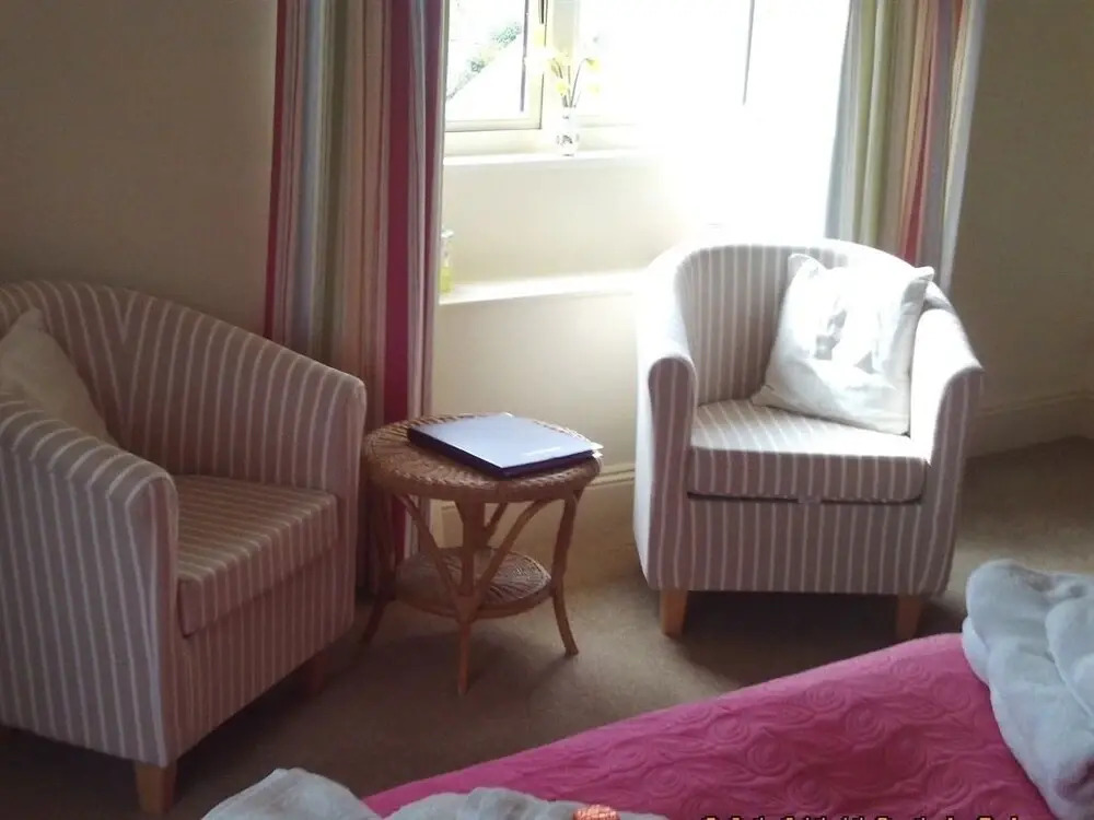 Pyle Guest House
