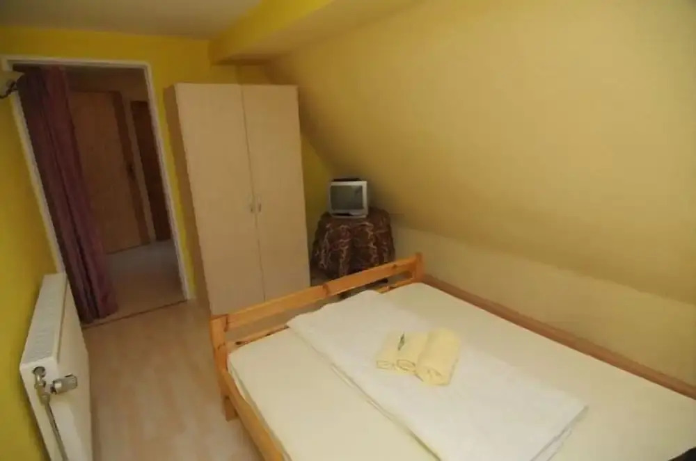 Hotel Hirsch Garni