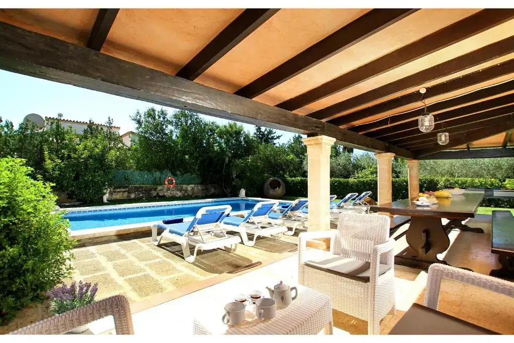 Villa BARRACA