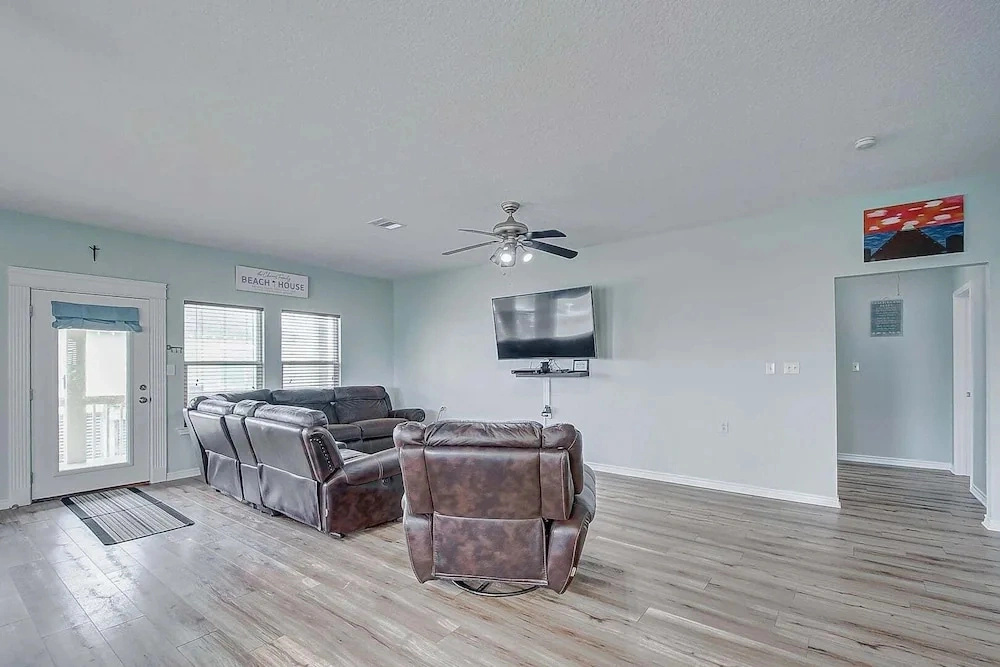 A Son Of A Sol 3 Bedroom Home
