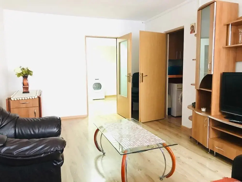 Vintage Apartment
