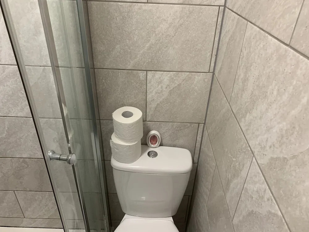1 Bed - Sleeps 4 - Garden - City Centre