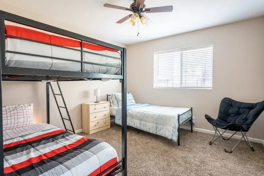 14 - Cedar Crest 3 Bedroom Home by Redawning