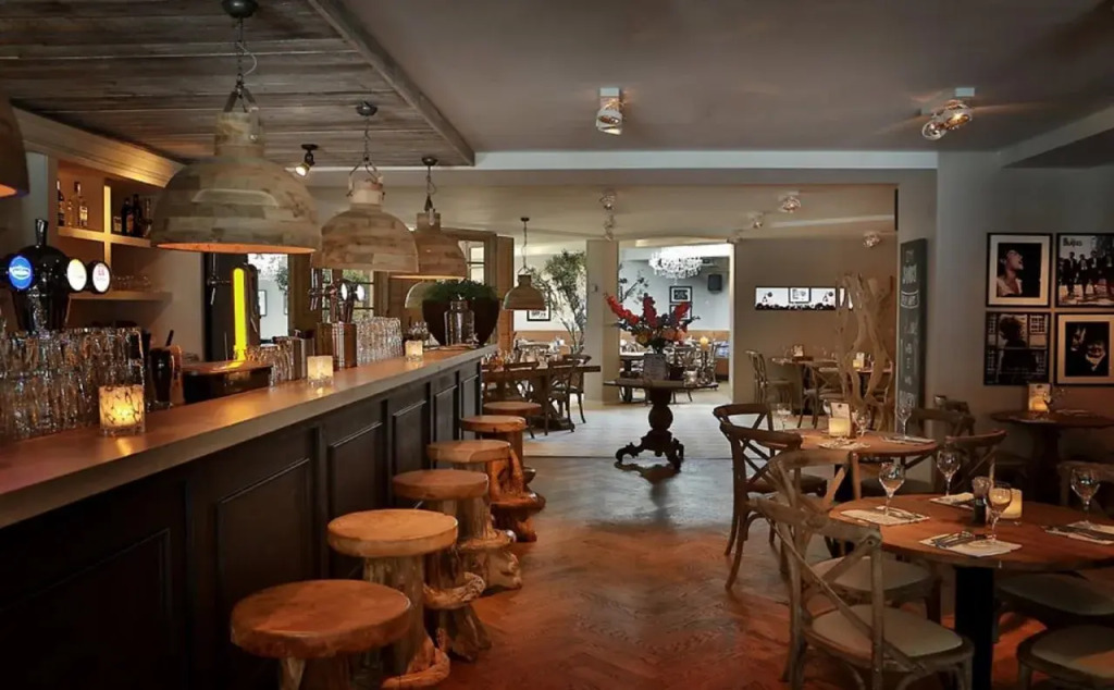 Hotel La Reine