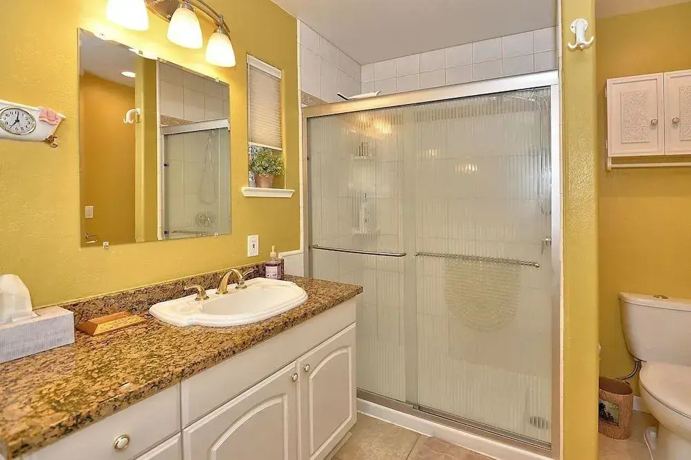 4BR South Tahoe Hot Tub House by RedAwning