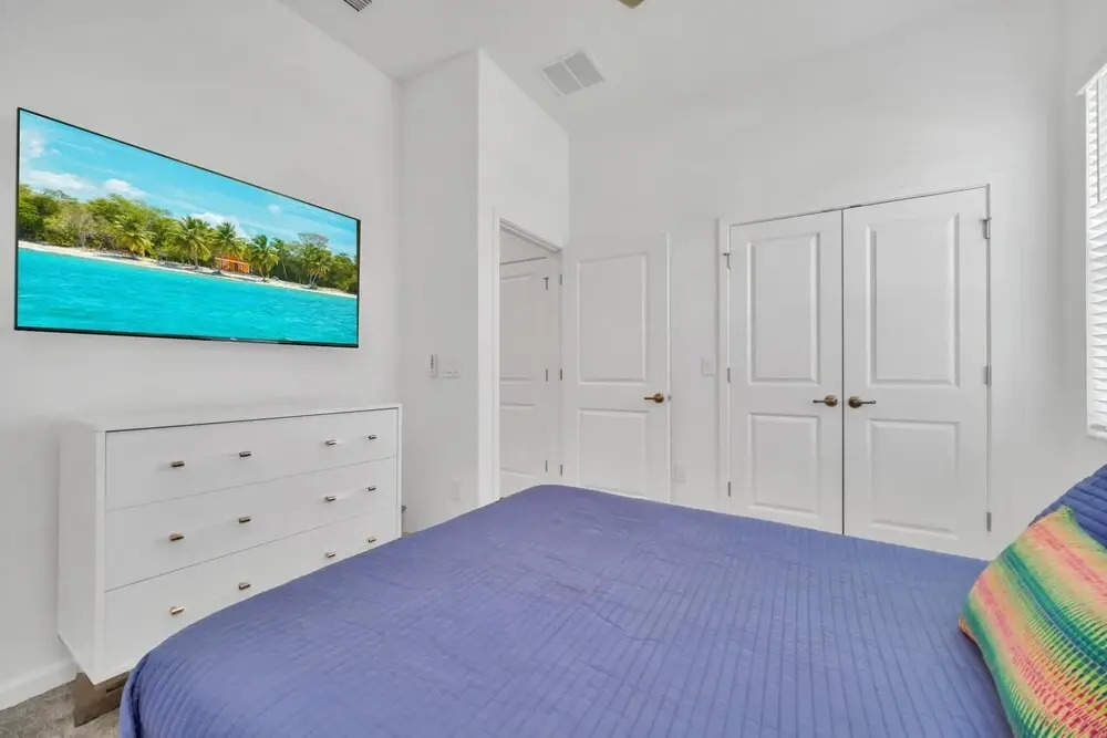12 BR Private Pool Movie Theatre Themed Rooms