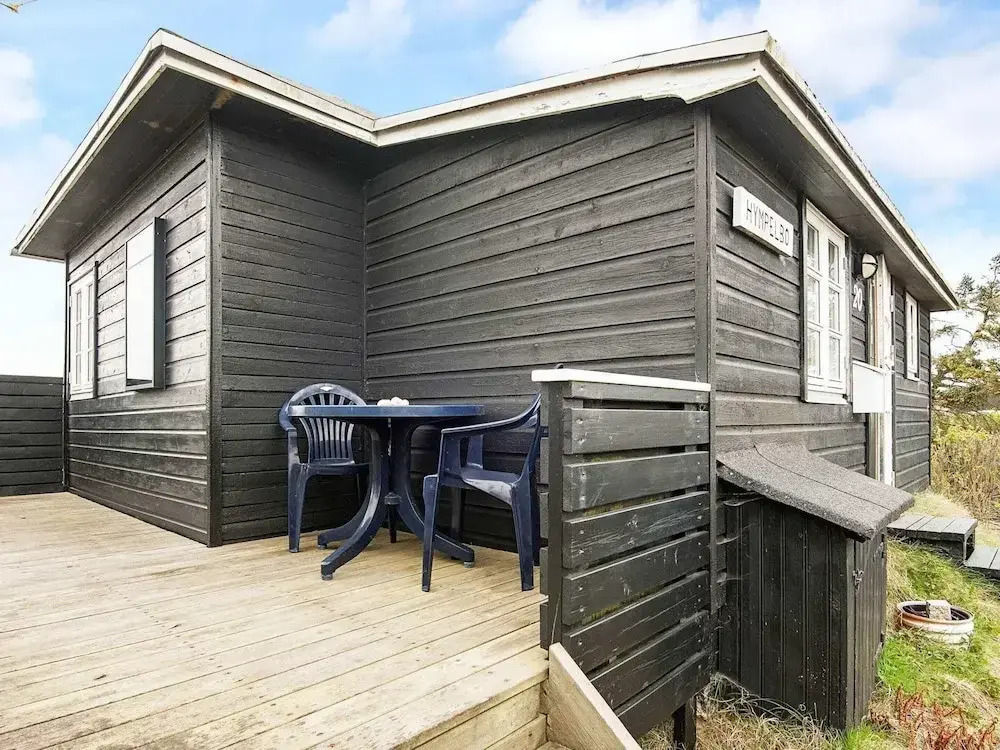 Serene Holiday Home in FanÃ¸ near Sea