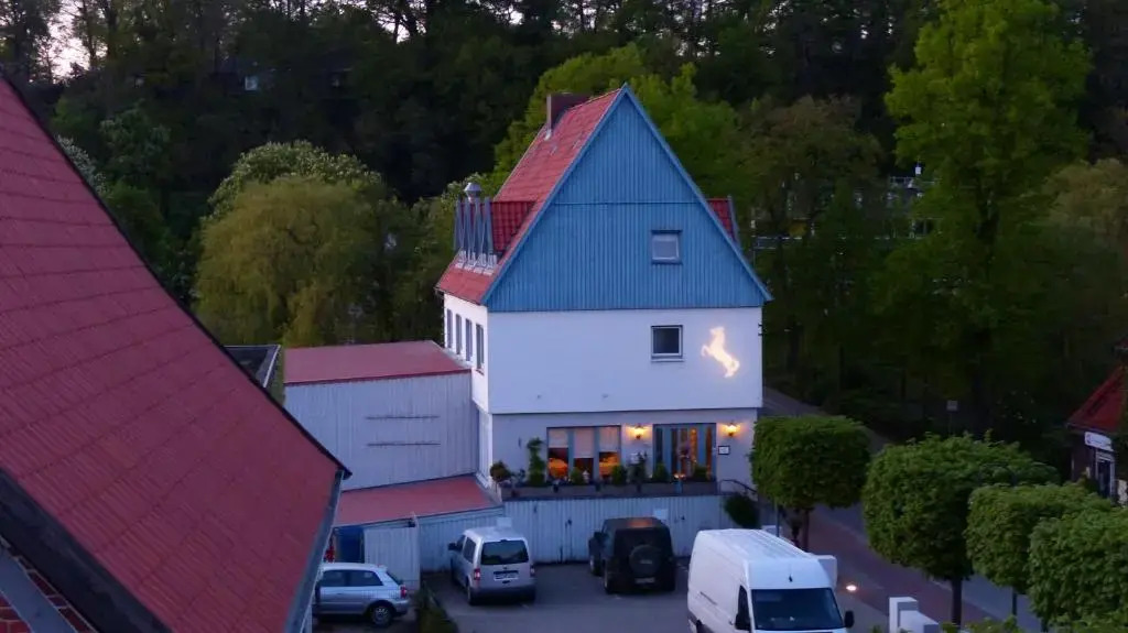 Restaurant und Hotel Zum Weissen Ross