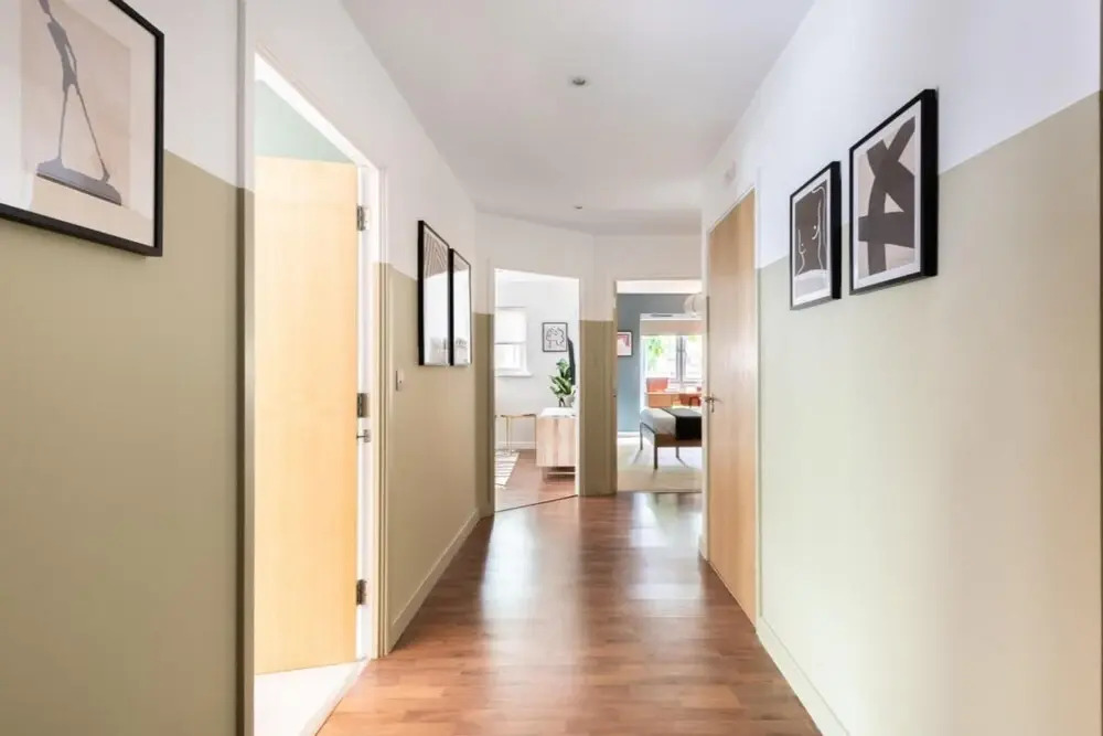 The Bow Mews - Modern Bright 2bdr Apartment With Patio