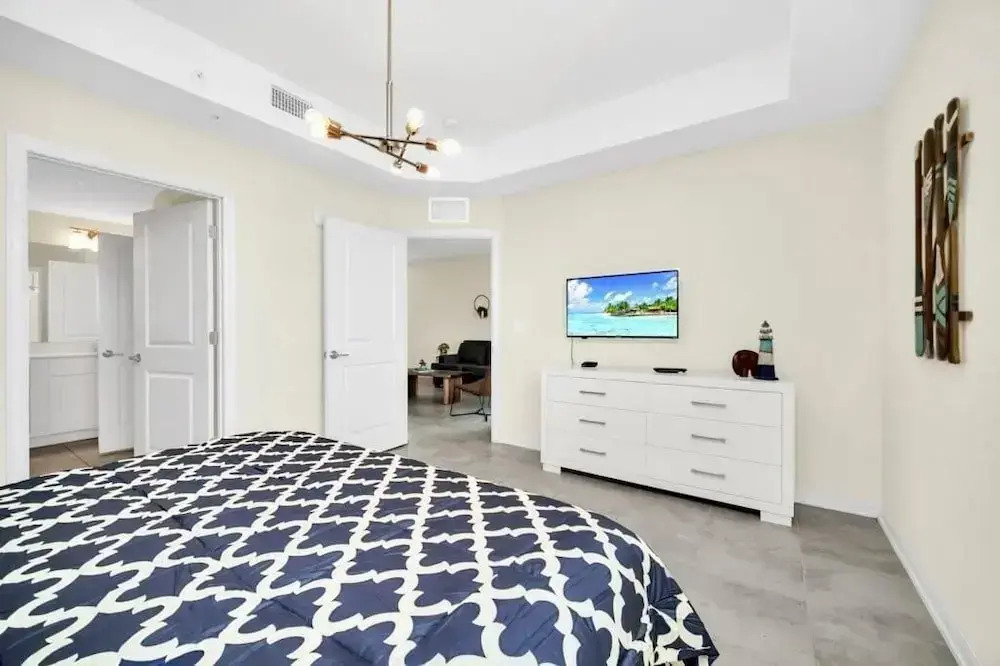 3131 PD - Luxury 3-bed Condo in Storey Lake Resort