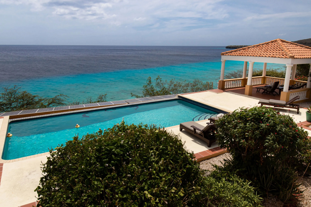 Stunning Caribbean Style Ocean Front Villa