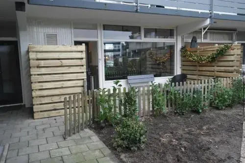 Van Dijk Apartments