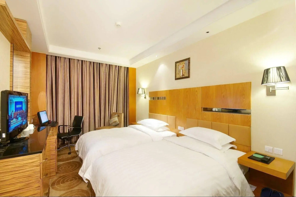 Golden Island Holiday Hotel