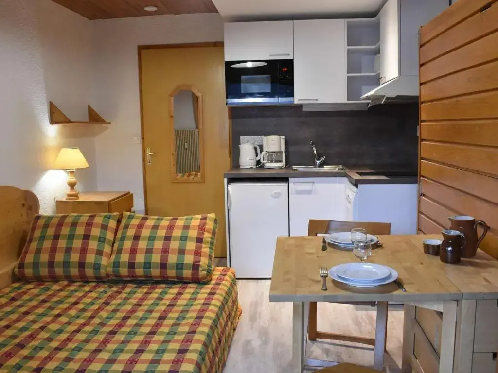 Appartement Méribel, 1 pièce, 2 personnes - FR-1-180-567