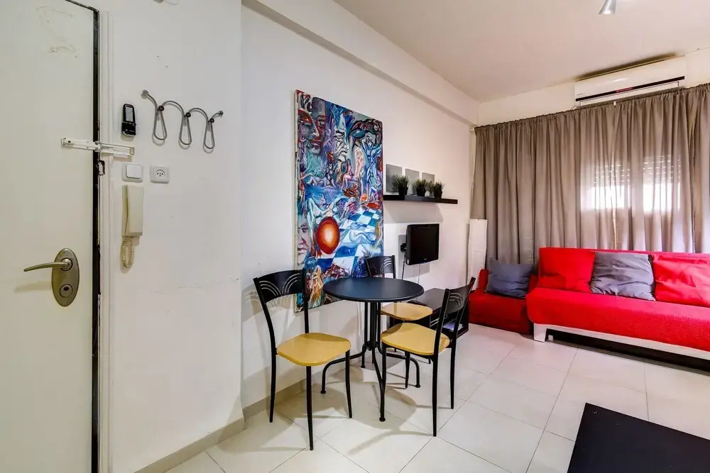 Central Apartment next to Dizengoff St.