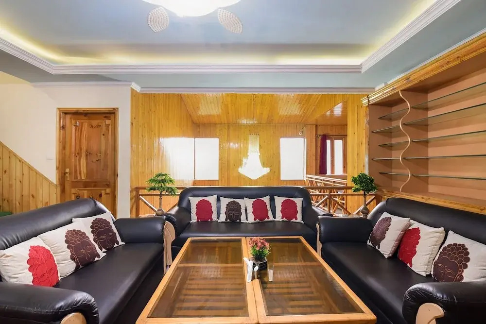 OYO 7007 Manali Village Cottage