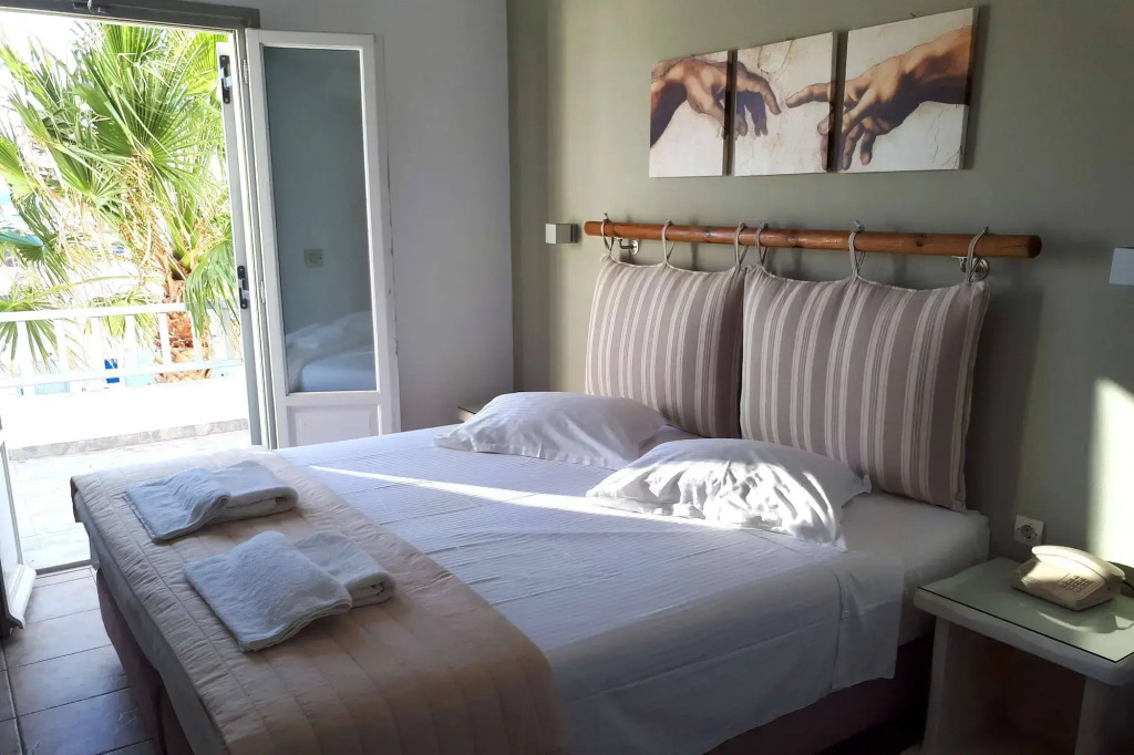 Summer Shades Hotel - ex Arkoulis