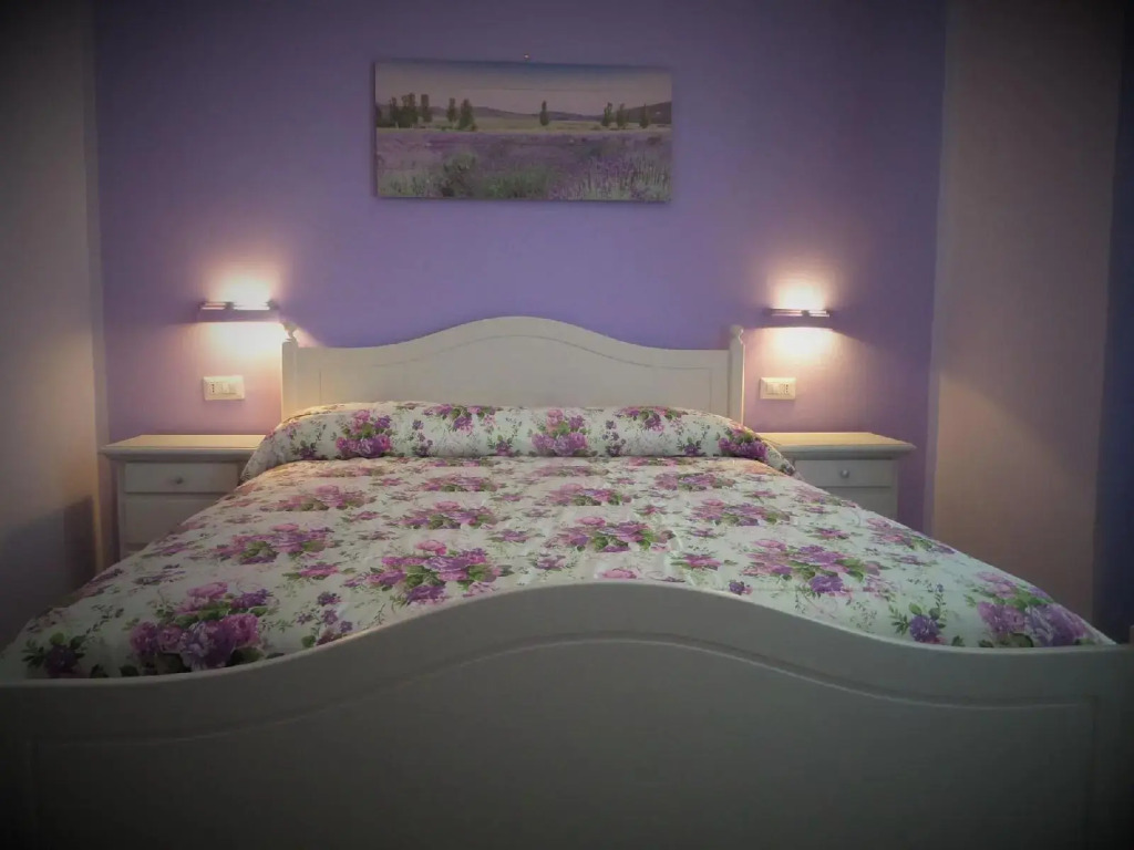 325 Rooms ai Fori